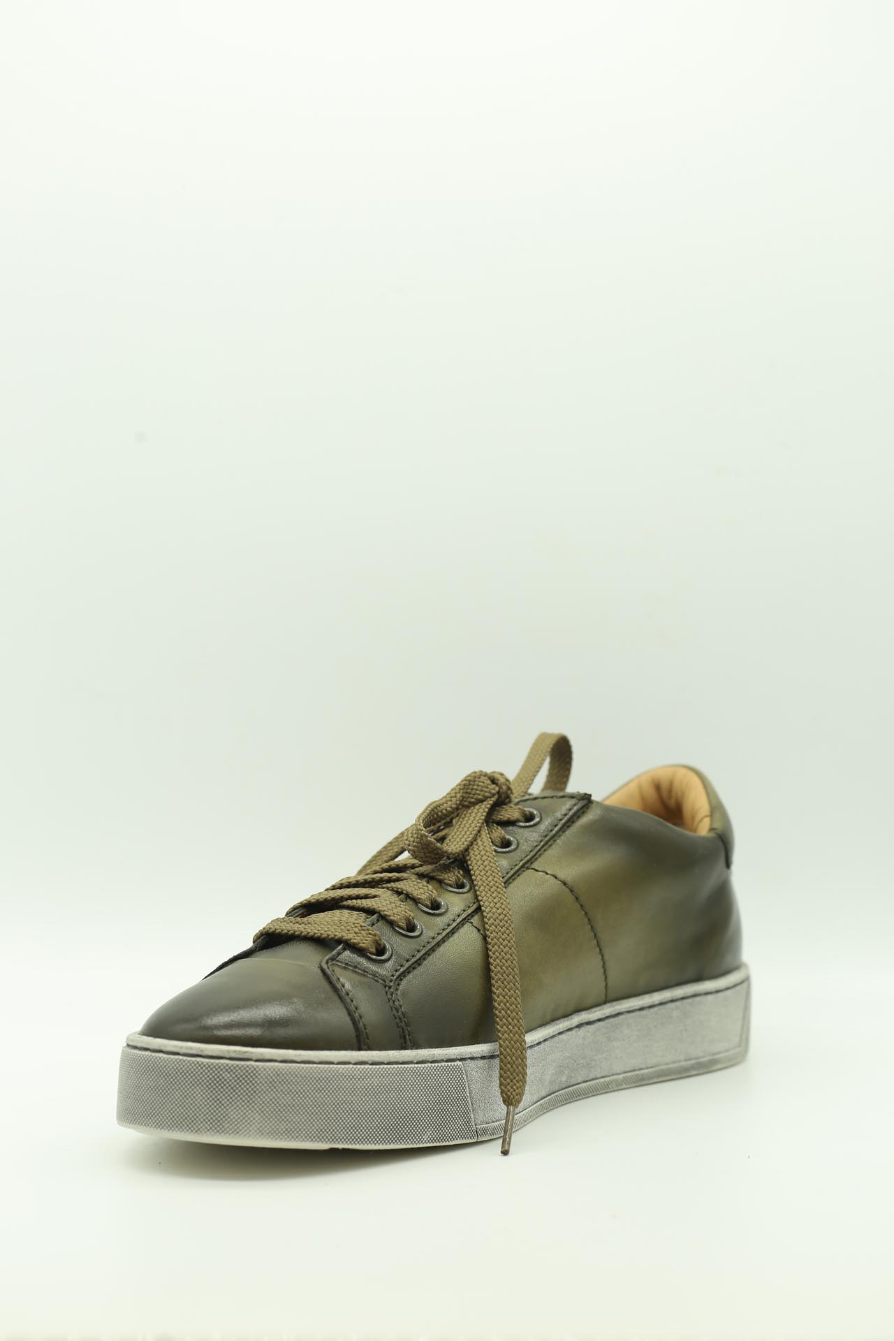 Santoni, Sneakers